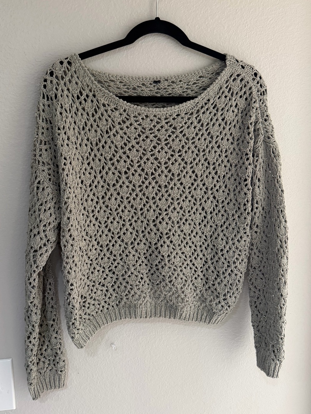 Moon & Maddison - Crocheted Sweater Top - Long Sleeve - Sage Light Green Medium